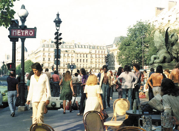  Париж, выход из метро (1970-е)