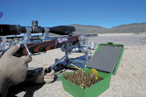 Высокоточная стрельба, особенно на большие дистанции, предъявляет к характеристикам пуль самые жесткие и бескомпромиссные требования 