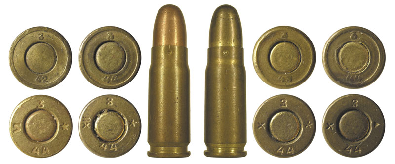  Военные патроны 7,62x25 с пулями в биметаллической и латунированной оболочках с соответствующими клеймами